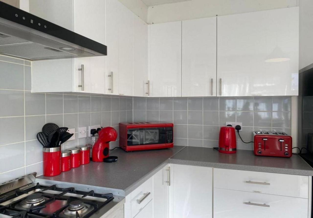 Stunning Four Bedroom House Close To Excel, O2 & Central London With Free Parking 外观 照片
