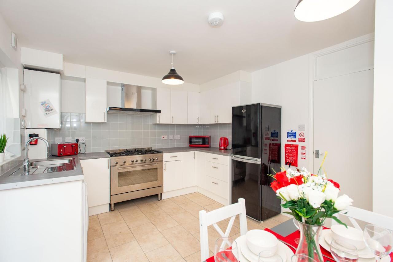 Stunning Four Bedroom House Close To Excel, O2 & Central London With Free Parking 外观 照片