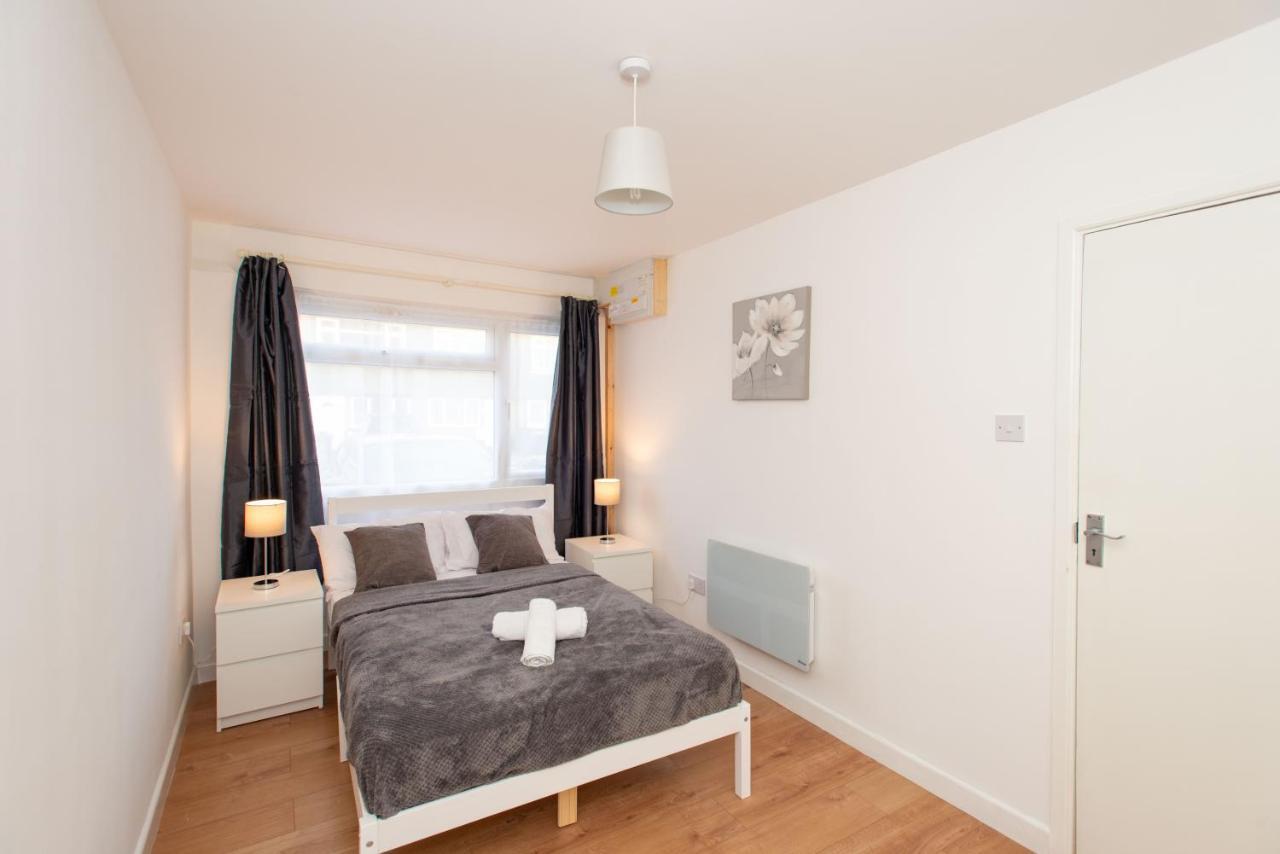 Stunning Four Bedroom House Close To Excel, O2 & Central London With Free Parking 外观 照片